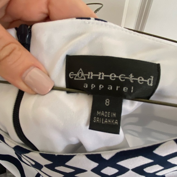 Women’s Connected Apparel Dress; Size 8; Navy - Picture 3 of 3